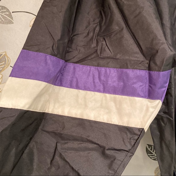 Vintage Wilson “Hammer Time” Windbreaker - Picture 6 of 6